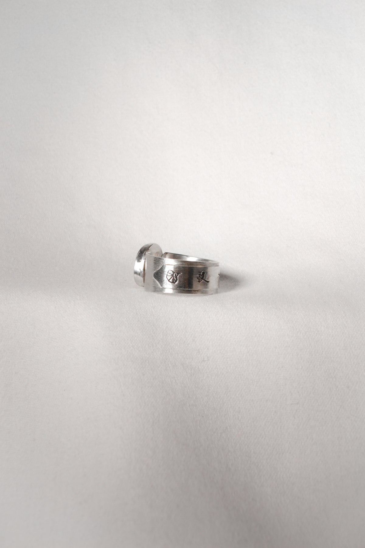 A294 Peach Moonstone