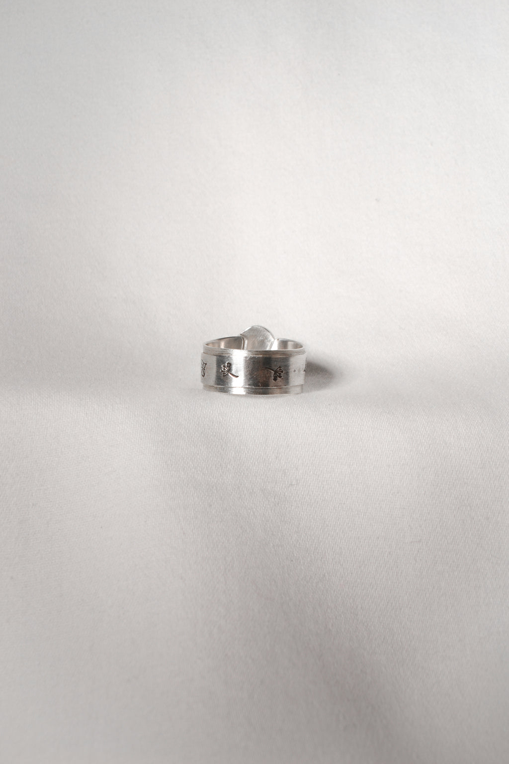 A294 Peach Moonstone