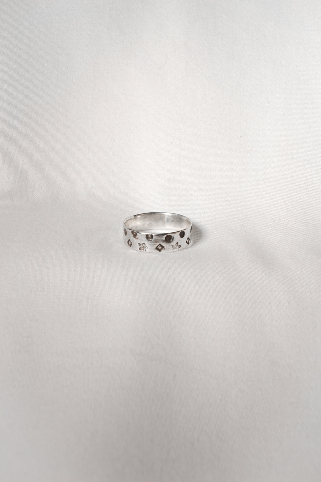 A120 Sterling Silver Band