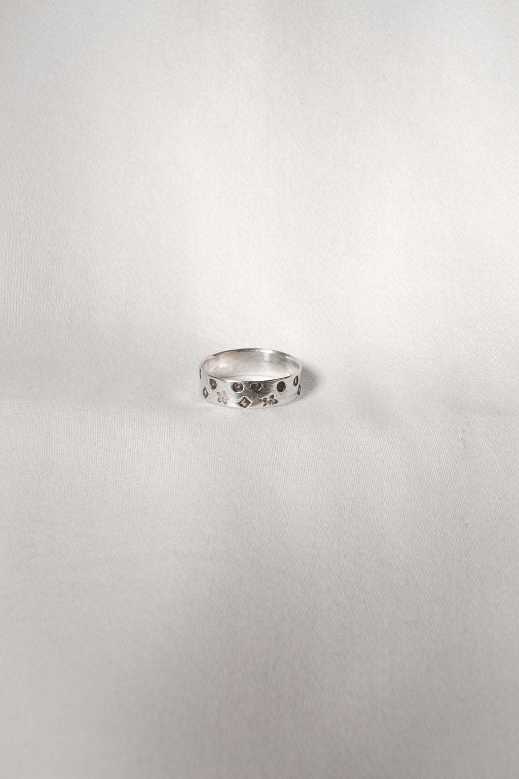 A120 Sterling Silver Band