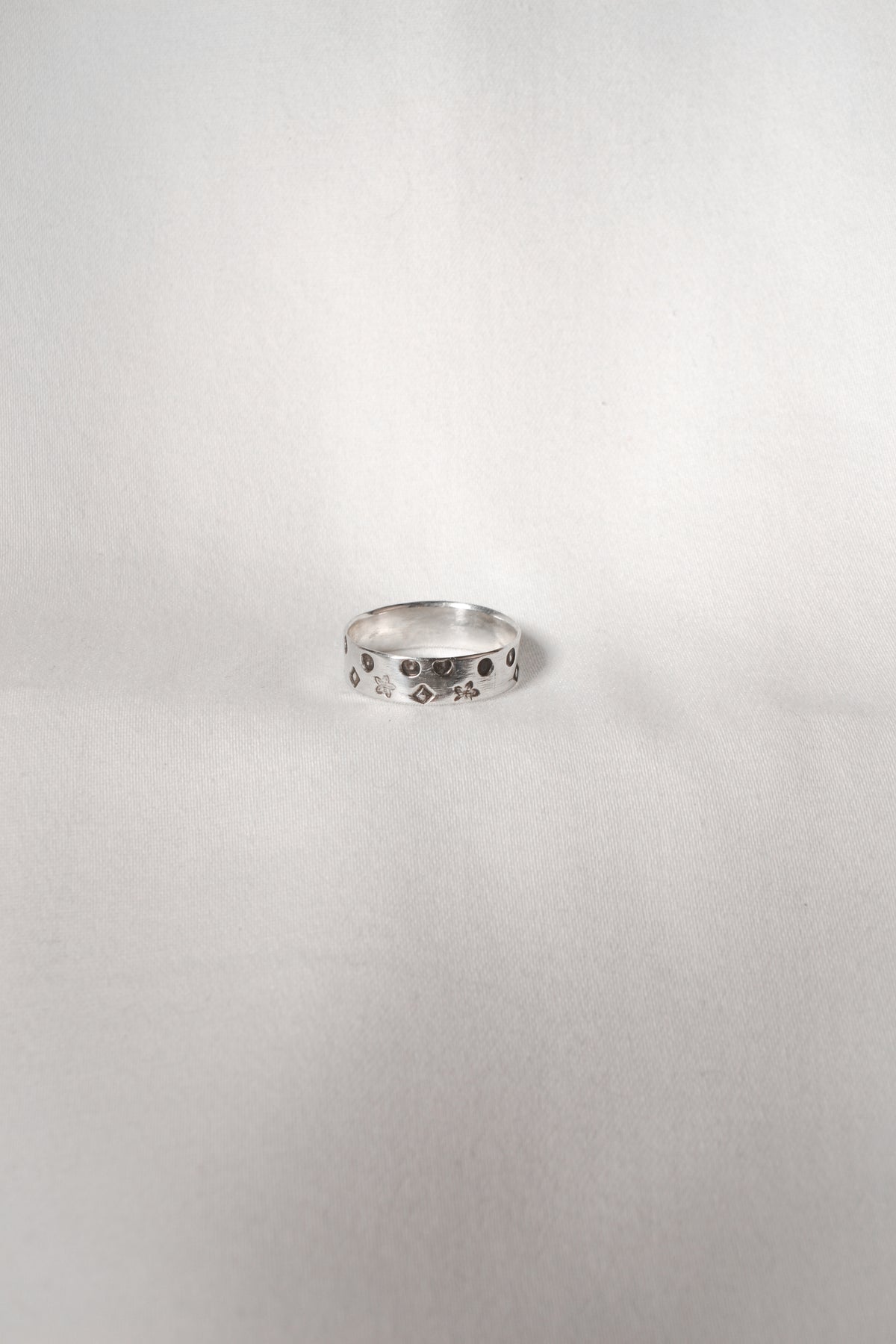 A120 Sterling Silver Band